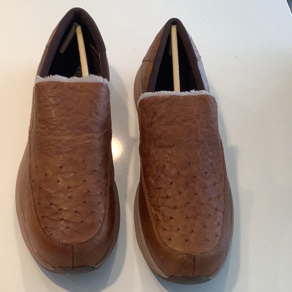 SUPER LAMB NATURAL SHAPED FOOTWEAR